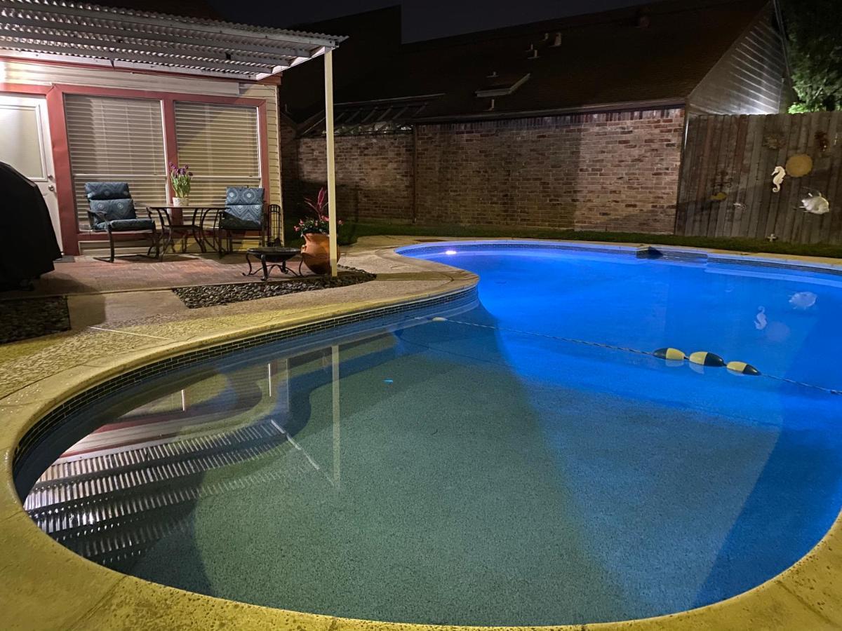 1976Houstongem Luminous Pvtpool & Hottub Dt20Mins For Lrg Families 6Beds 2Bath Villa ภายนอก รูปภาพ