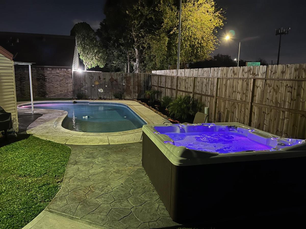 1976Houstongem Luminous Pvtpool & Hottub Dt20Mins For Lrg Families 6Beds 2Bath Villa ภายนอก รูปภาพ