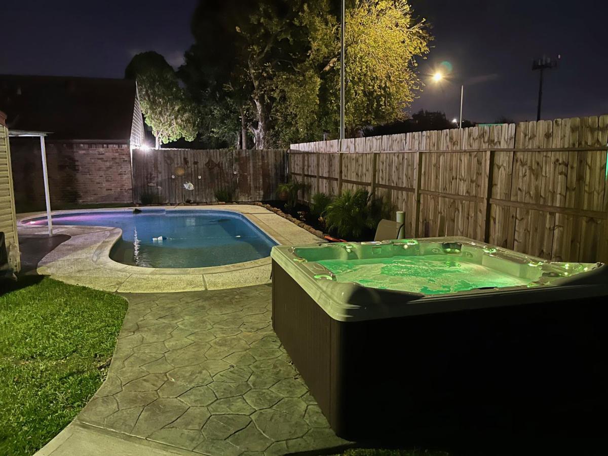 1976Houstongem Luminous Pvtpool & Hottub Dt20Mins For Lrg Families 6Beds 2Bath Villa ภายนอก รูปภาพ