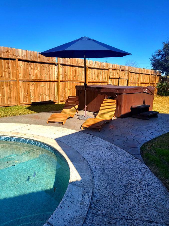 1976Houstongem Luminous Pvtpool & Hottub Dt20Mins For Lrg Families 6Beds 2Bath Villa ภายนอก รูปภาพ